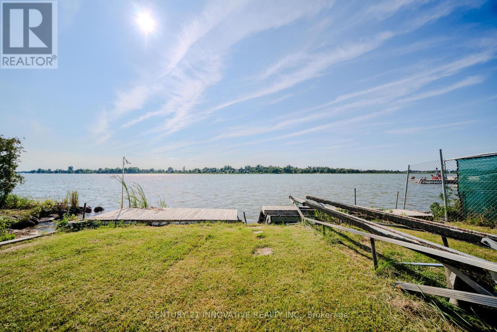 73 Loon Street Property Photo 47