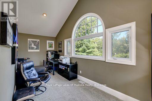 230 Ecclestone Drive Property Photo 9