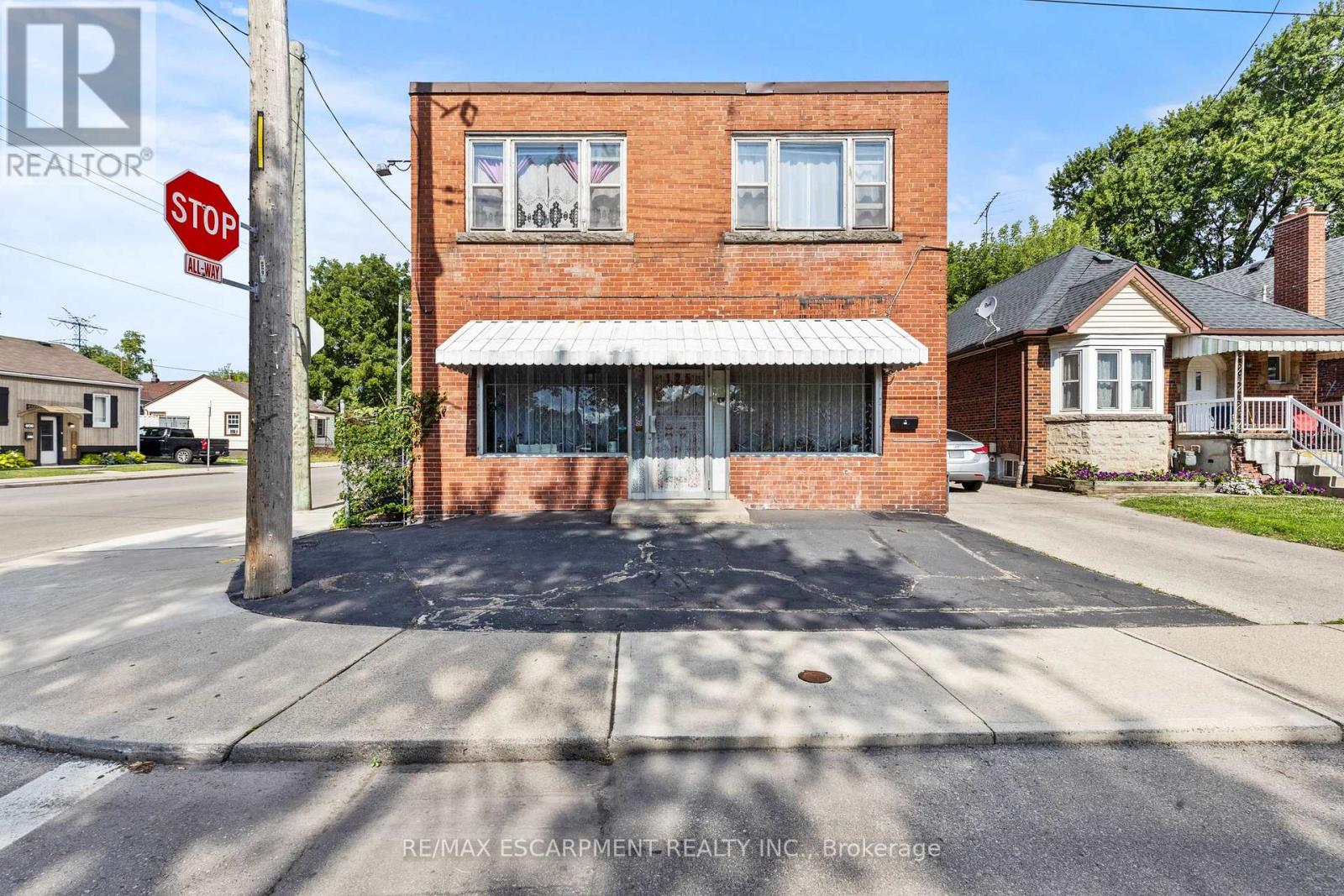 125 TOLTON AVENUE Property Photo 1