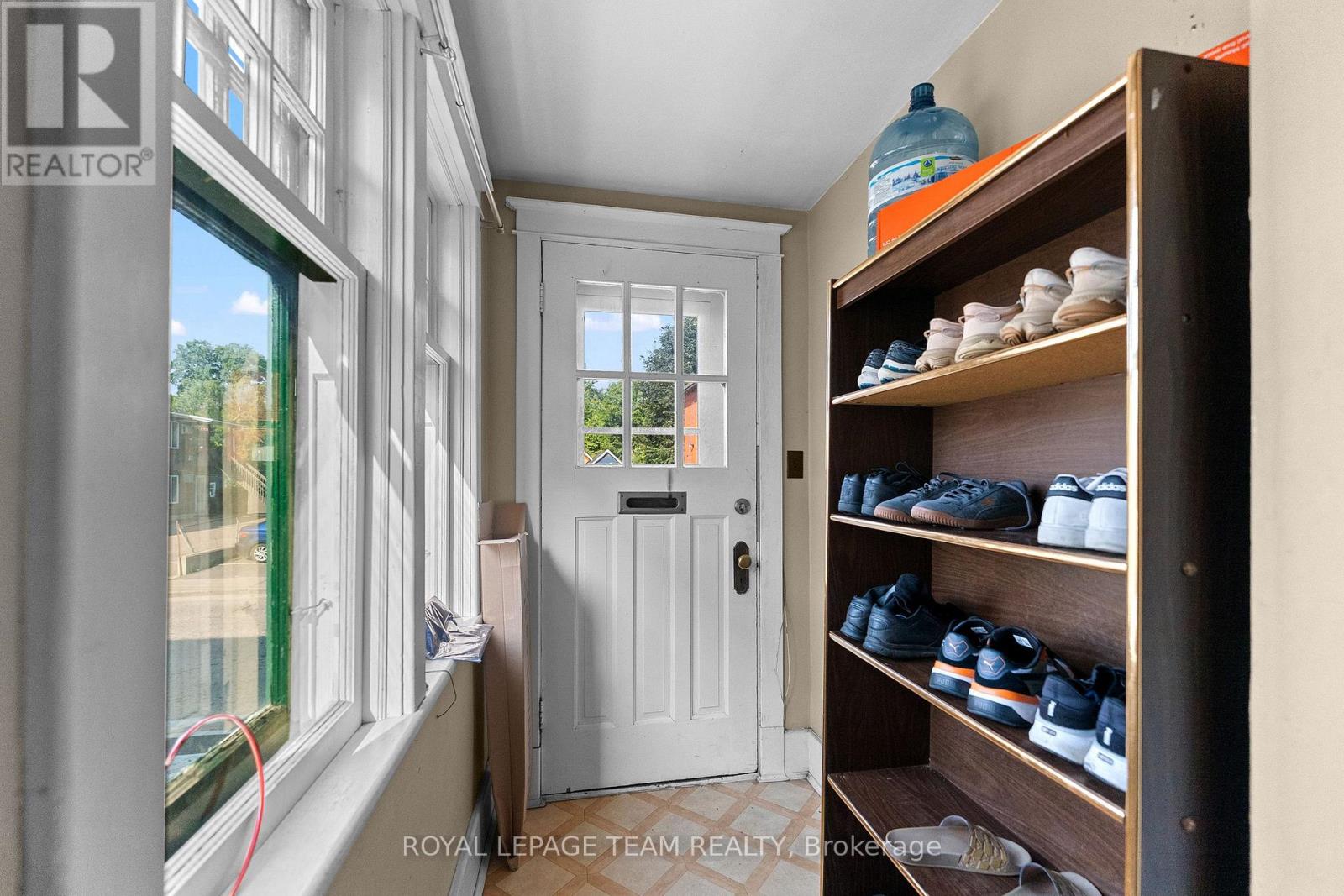 229 Cecelia Street Property Photo 16
