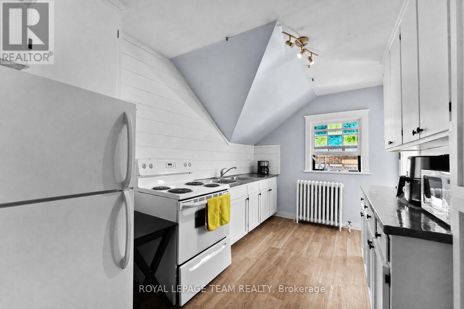 229 Cecelia Street Property Photo 18