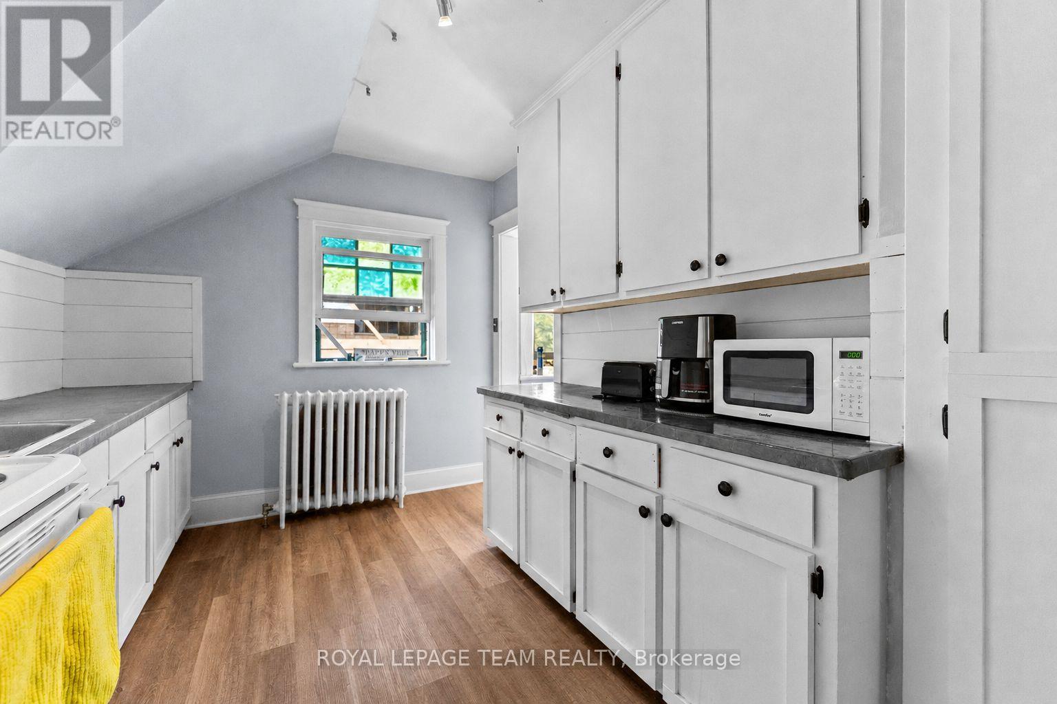 229 Cecelia Street Property Photo 19