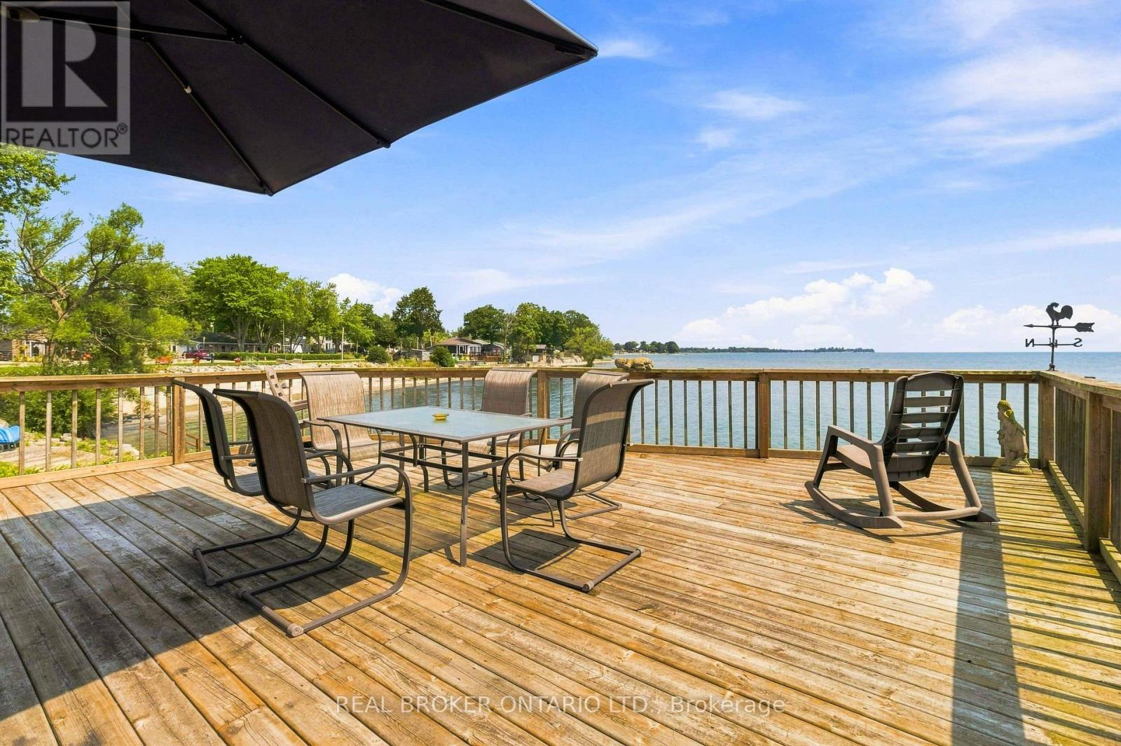 12 Hamdun Lane Property Photo 1