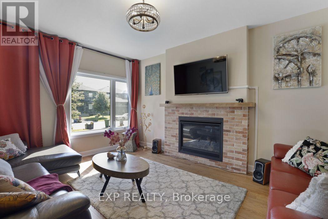225 Sunset Crescent Property Photo 8