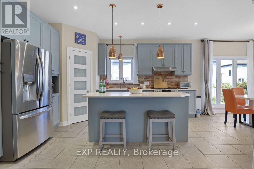 225 Sunset Crescent Property Photo 12