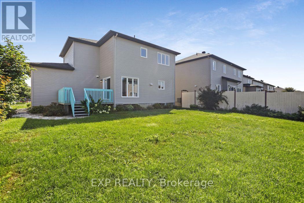 225 Sunset Crescent Property Photo 37
