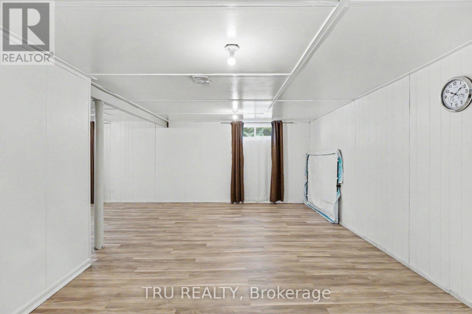 1908 Saunderson Drive Property Photo 22