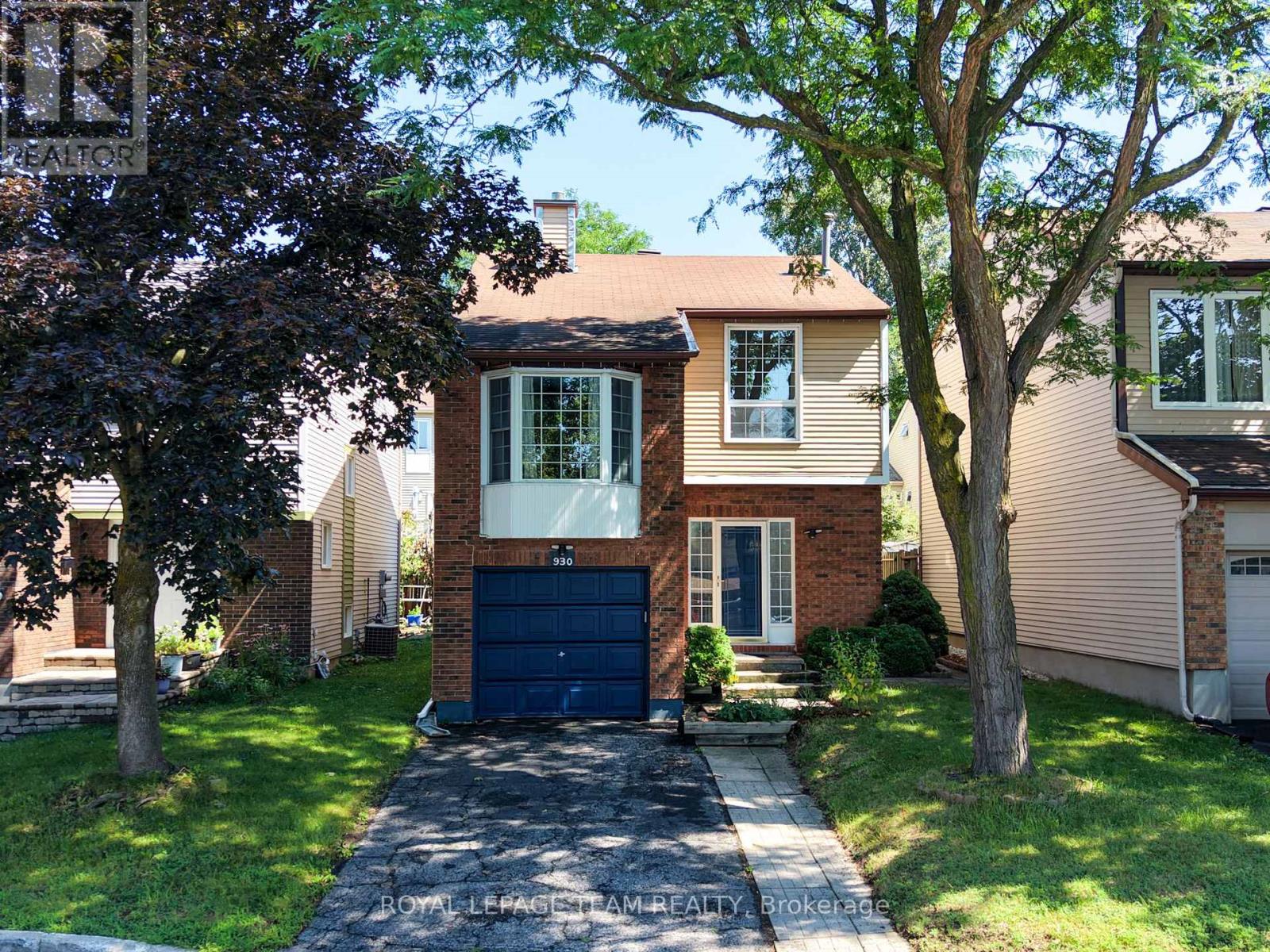 930 ALENMEDE CRESCENT