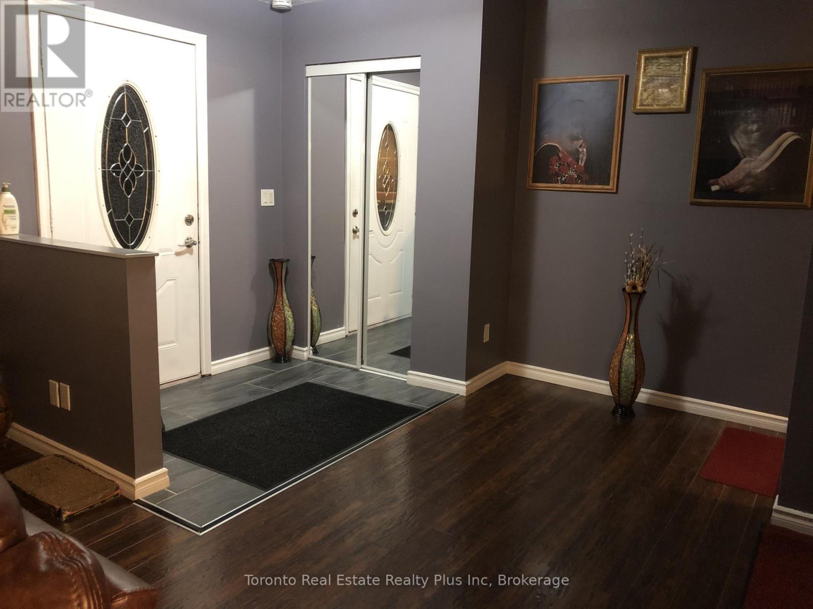 28 Milliken Road Property Photo 18