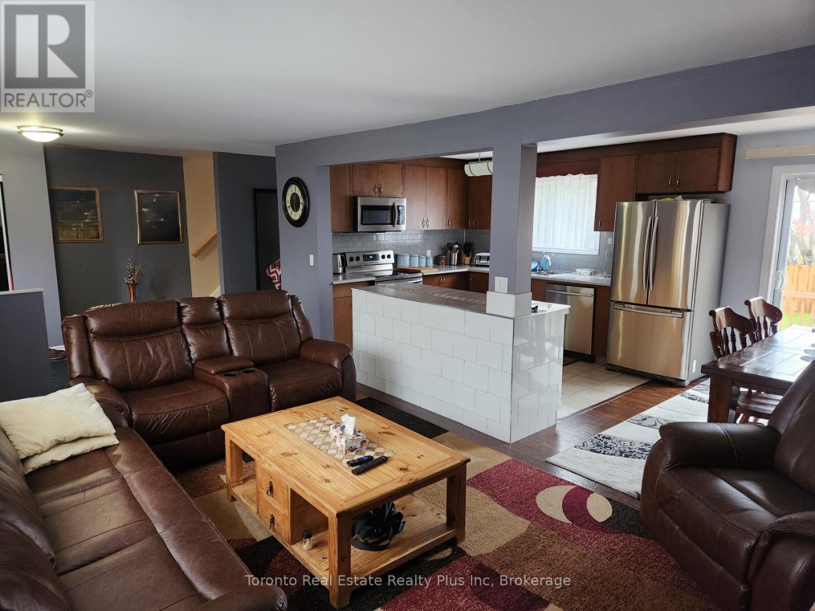 28 Milliken Road Property Photo 19