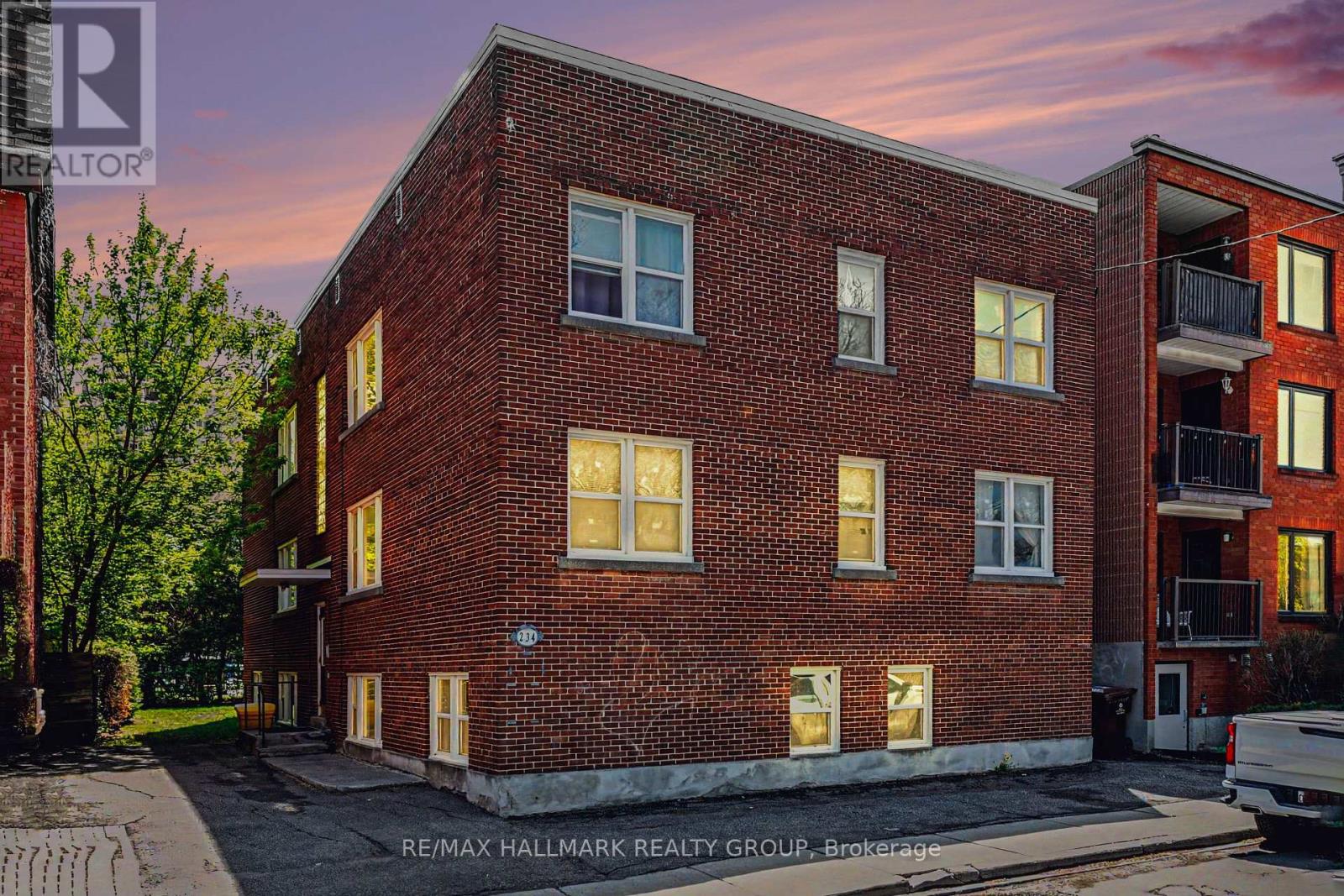1 - 234 FRANK STREET