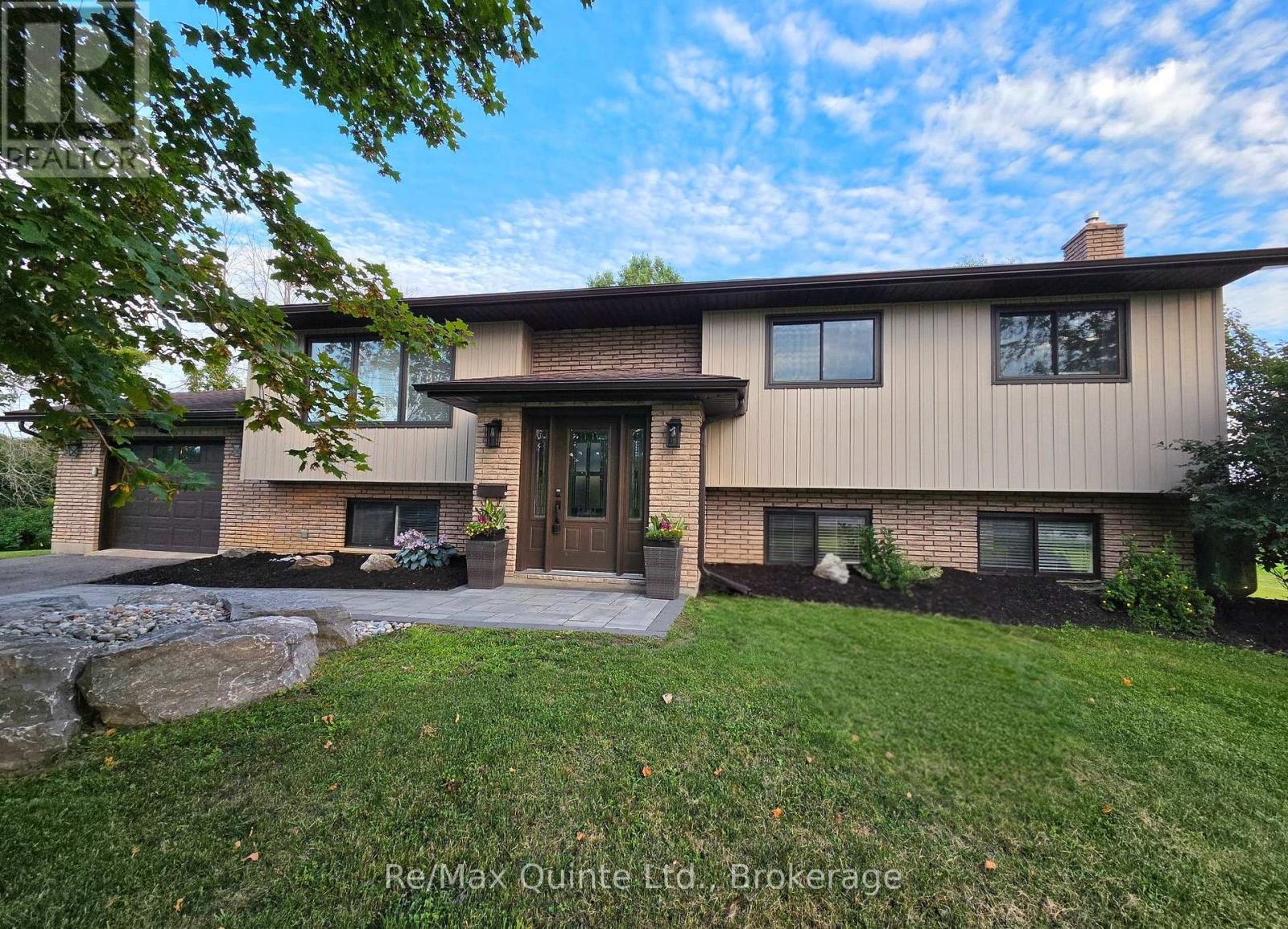43 Frankford Road Property Photo 1