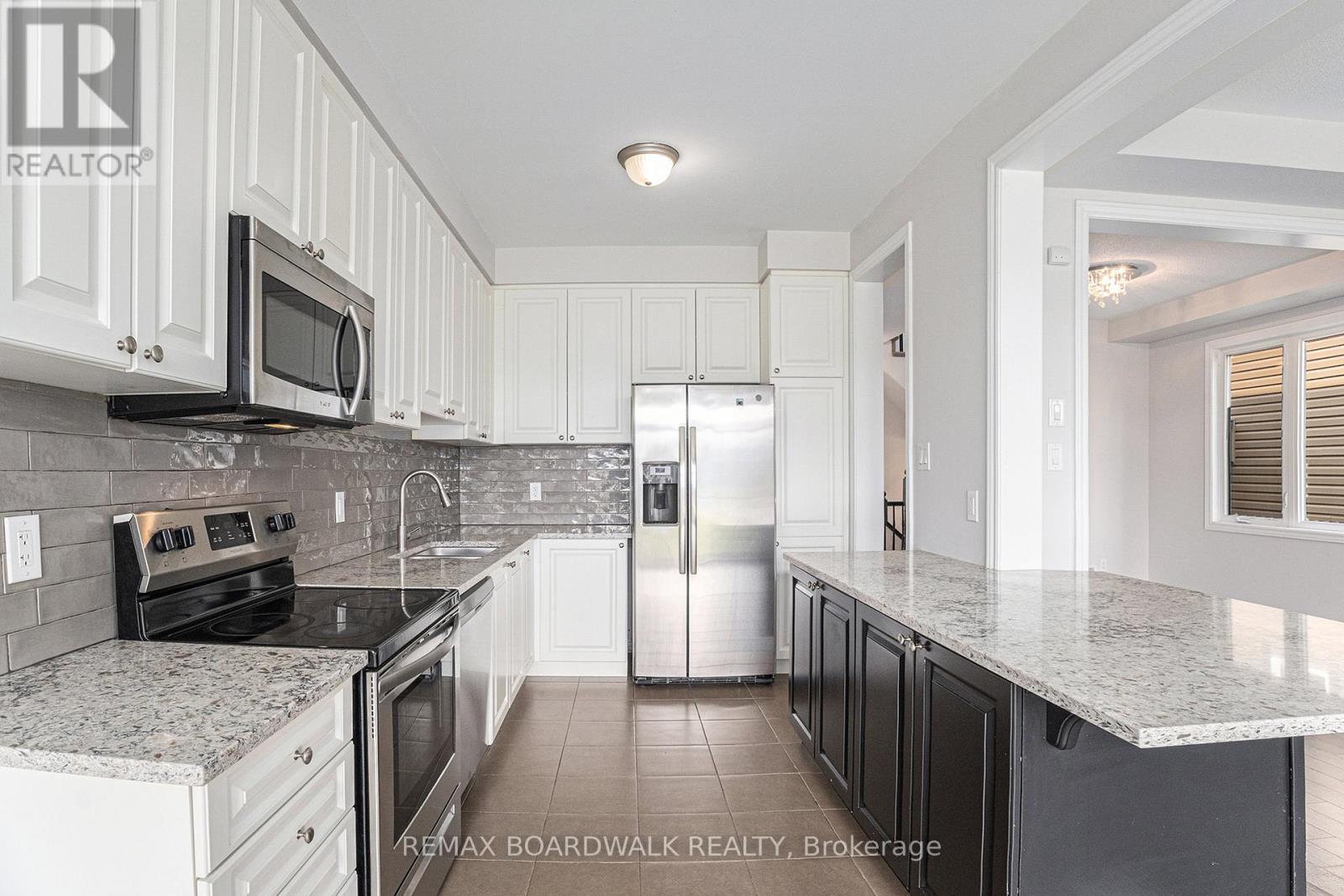 628 Monardia Way Property Photo 6
