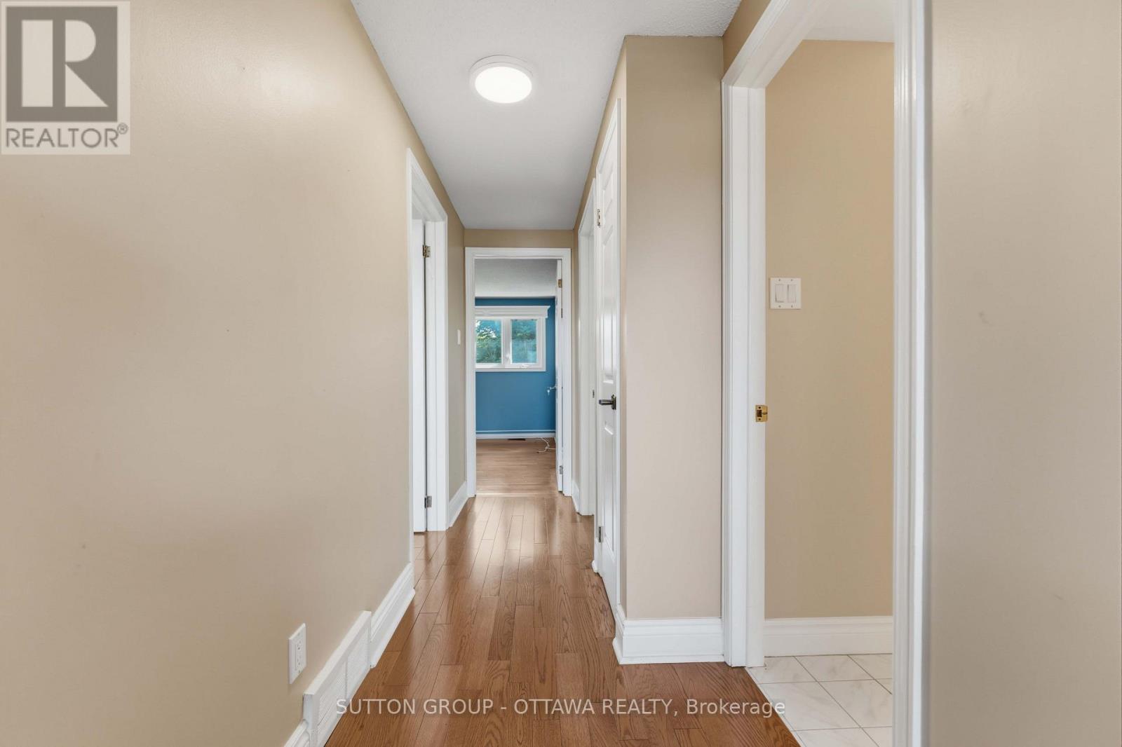 16 Crimson Gate Property Photo 19
