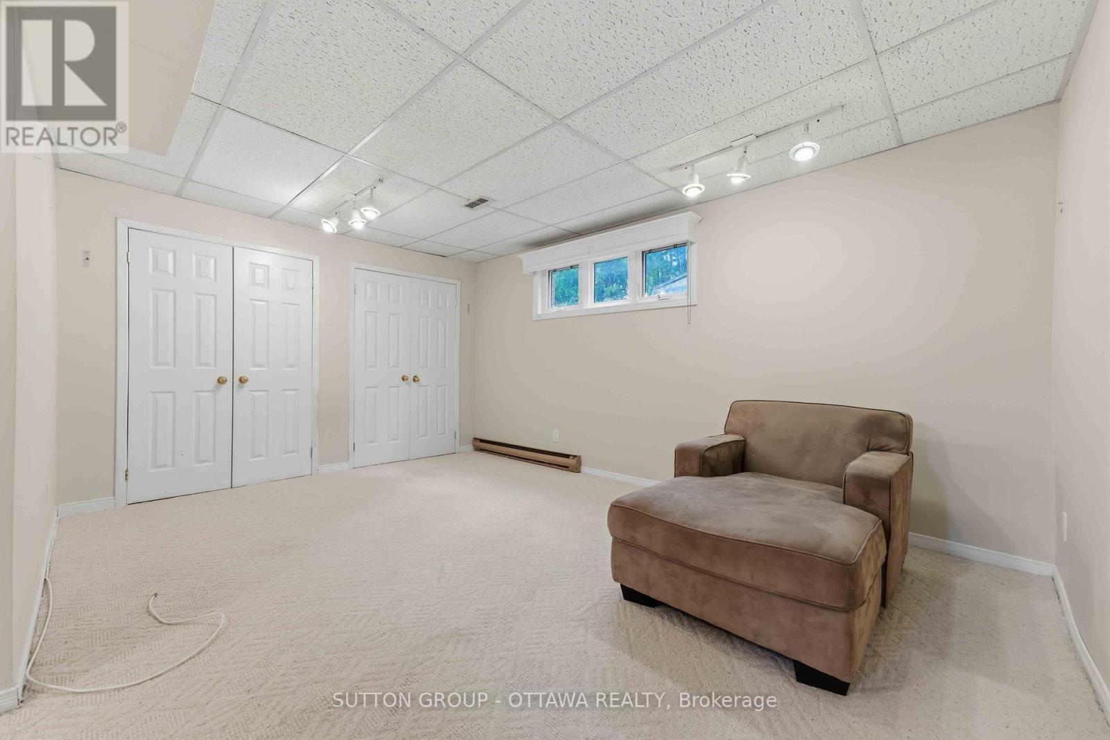 16 Crimson Gate Property Photo 39