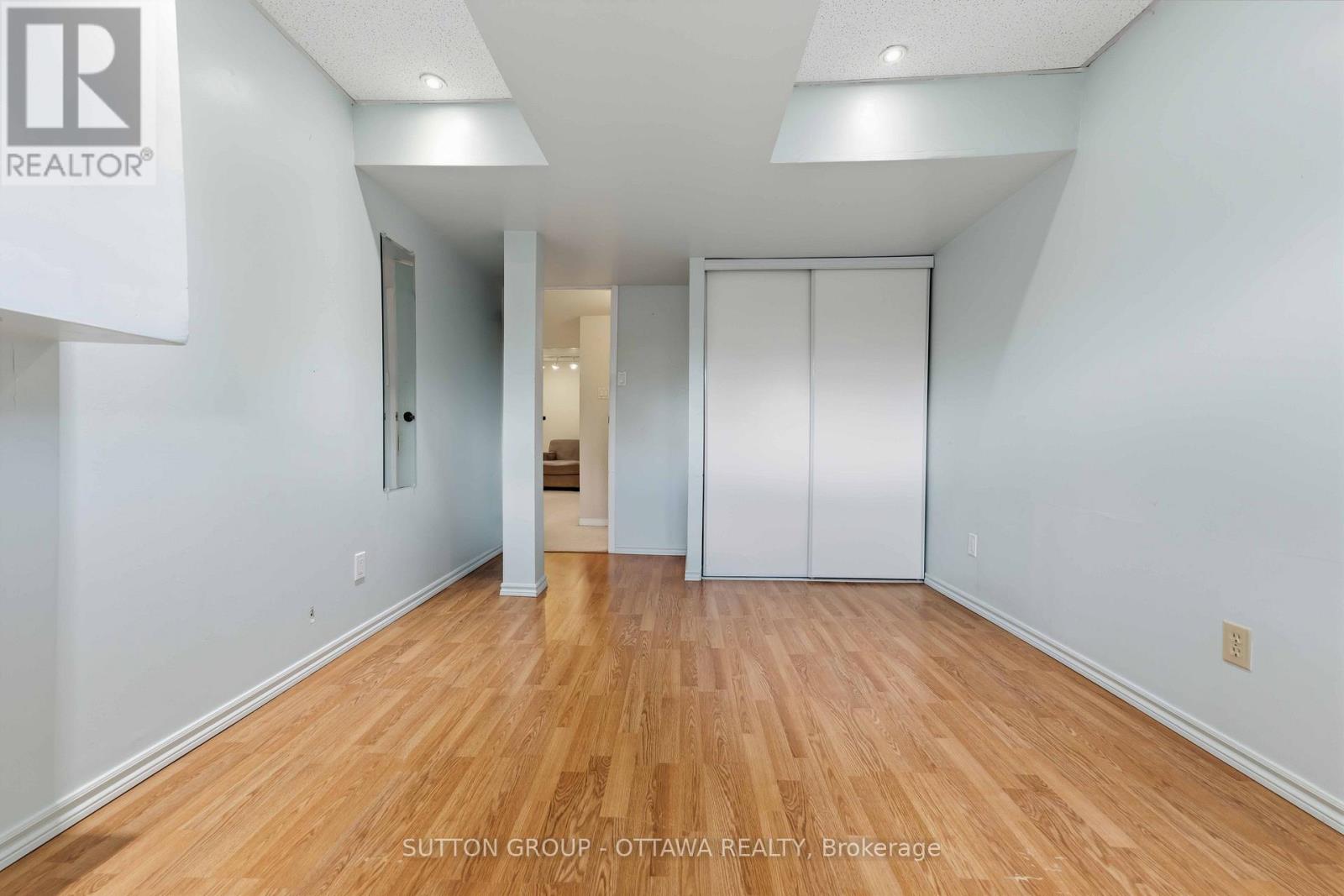16 Crimson Gate Property Photo 44