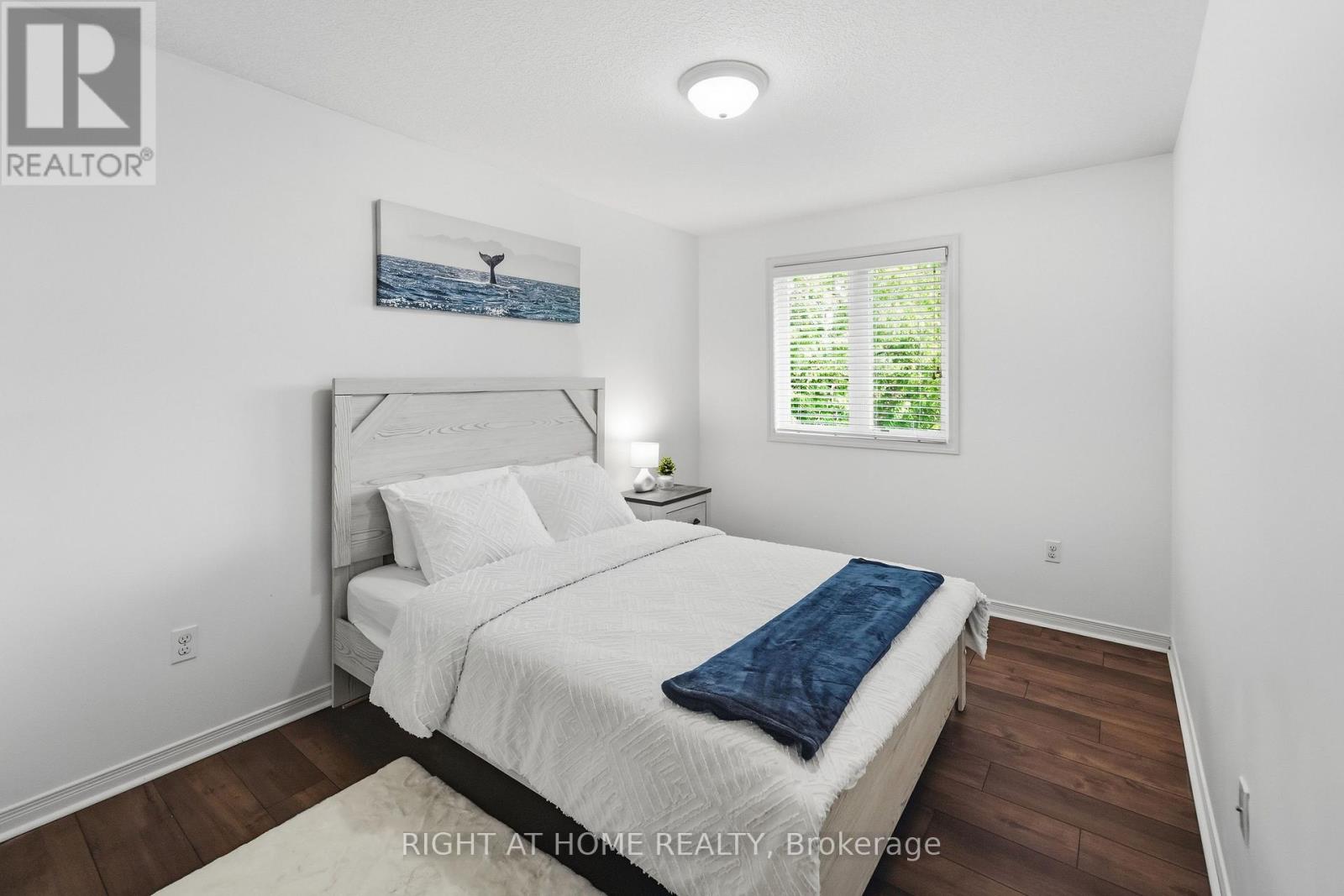 7 - 582 Hyde Park Road Property Photo 19