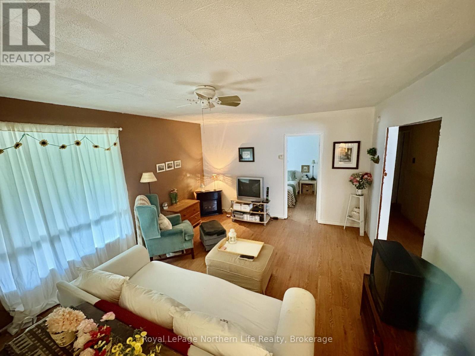 6a & 6b Mountainview Drive Property Photo 28