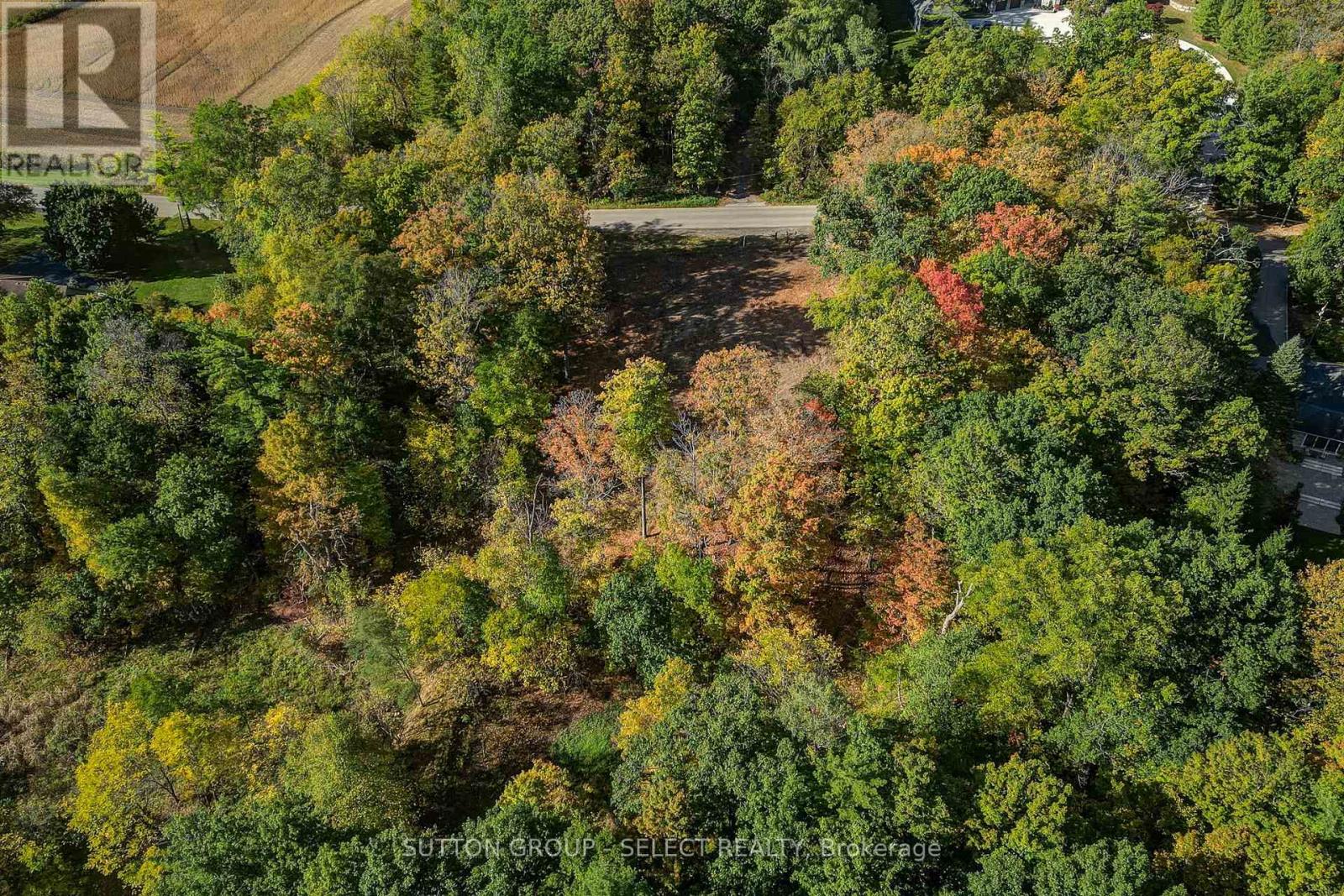 2564 Woodhull Road Property Photo 2