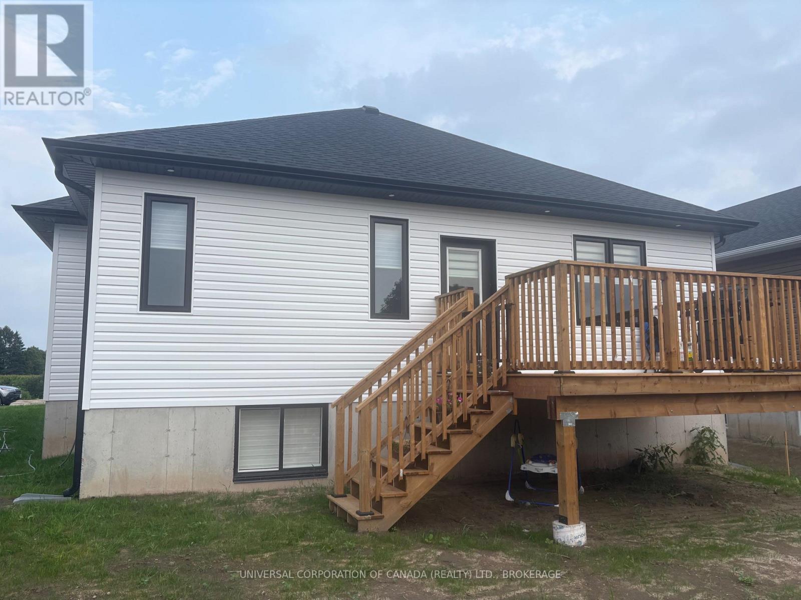 63 Rebecca Drive Property Photo 2