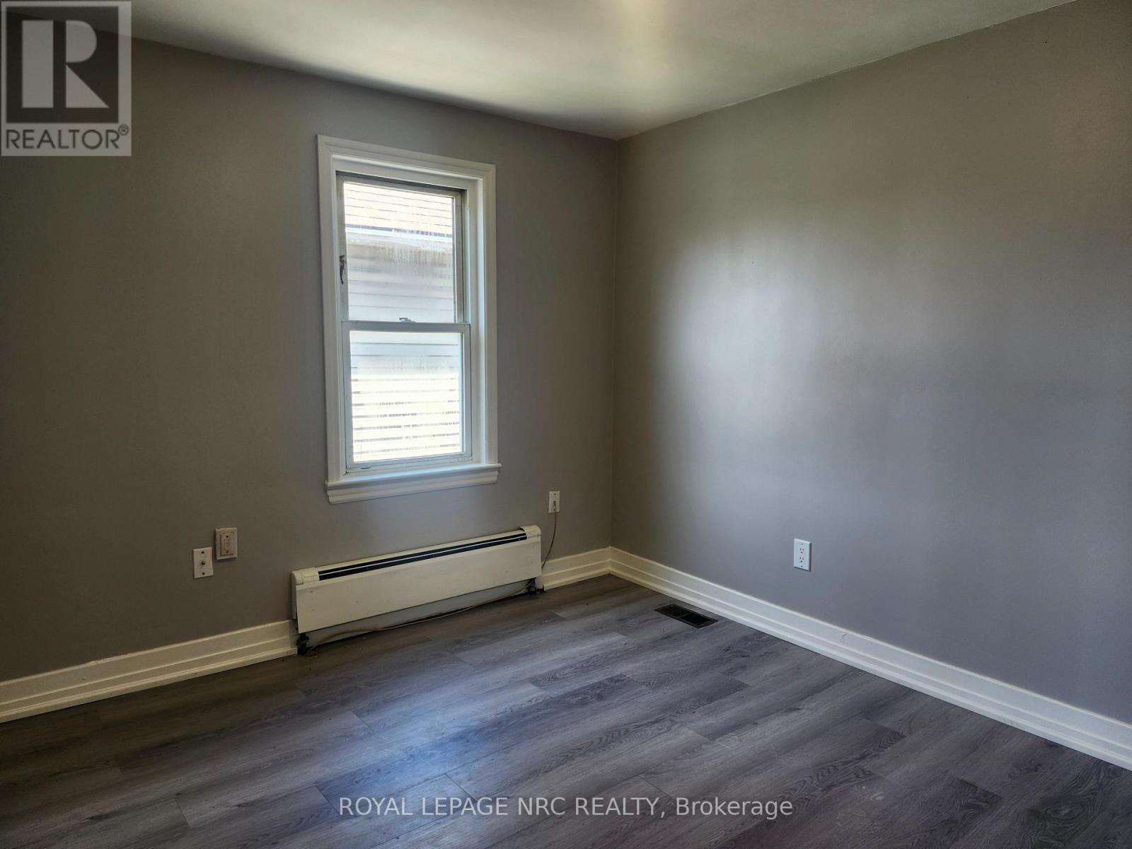 1 - 476 East Main Street Property Photo 6