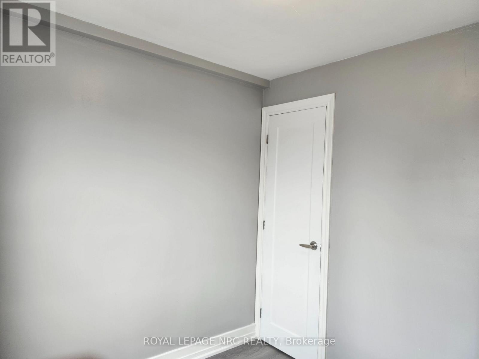1 - 476 East Main Street Property Photo 11