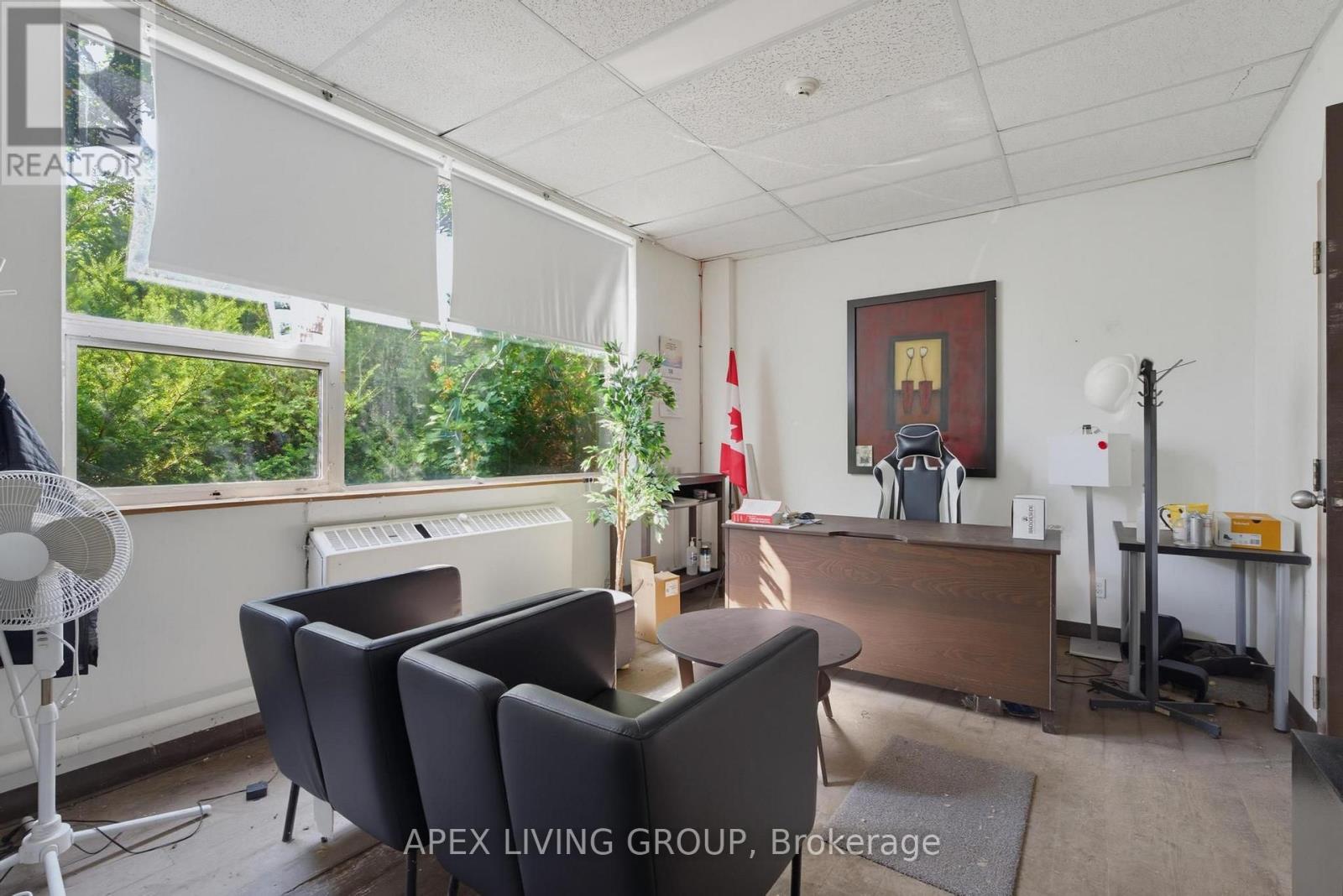 424 Quebec Avenue Property Photo 10