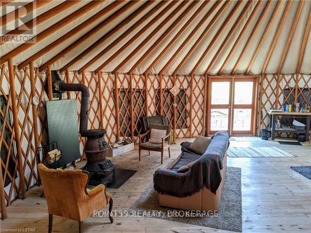 1322 Boomhauer Road Property Photo 13
