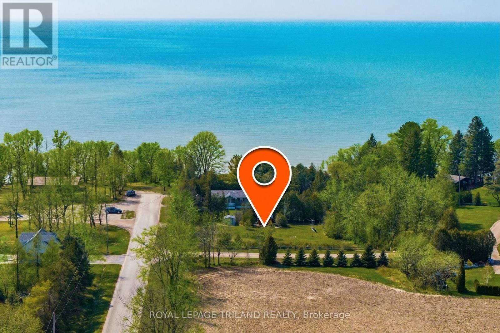 33714 Pavilion Road Property Photo 11