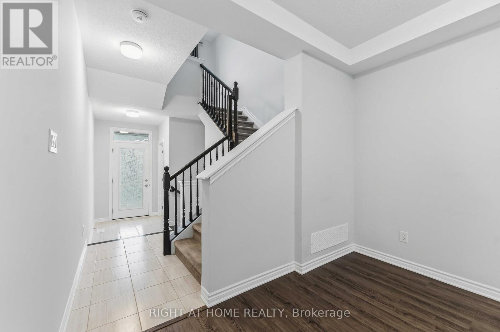 709 Derreen Avenue Property Photo 2
