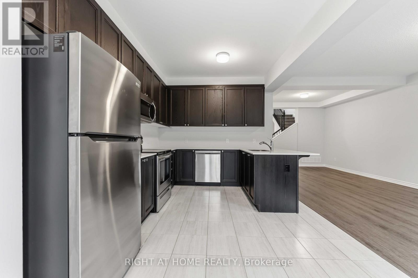 709 Derreen Avenue Property Photo 12