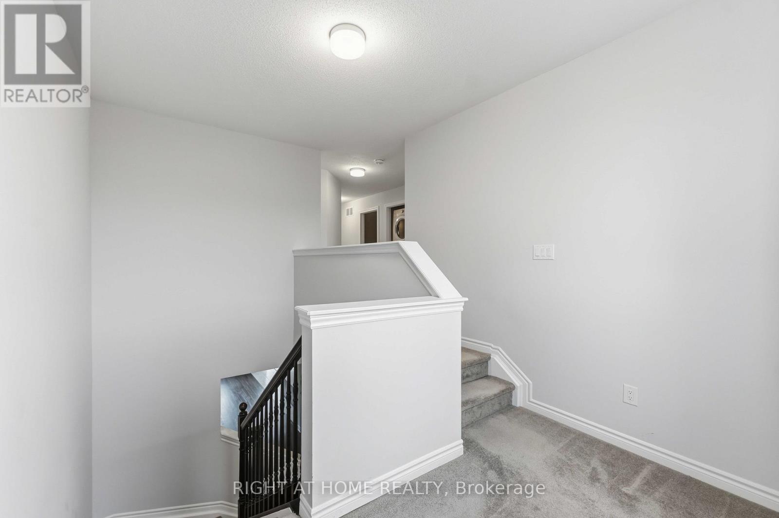 709 Derreen Avenue Property Photo 18
