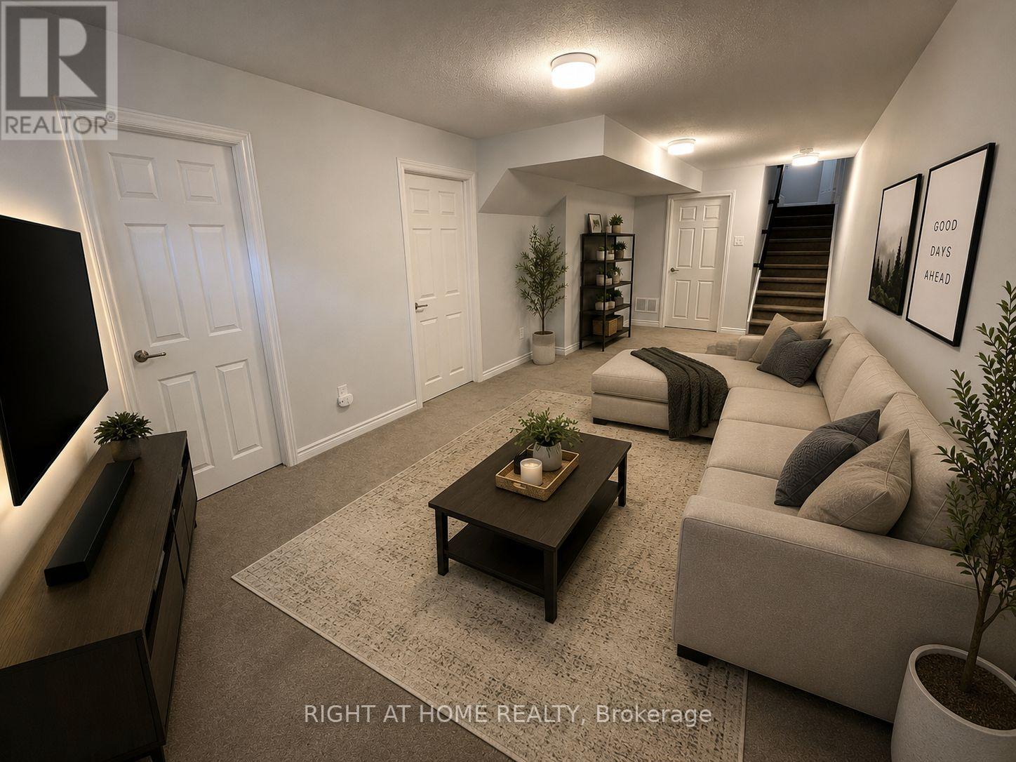 709 Derreen Avenue Property Photo 31