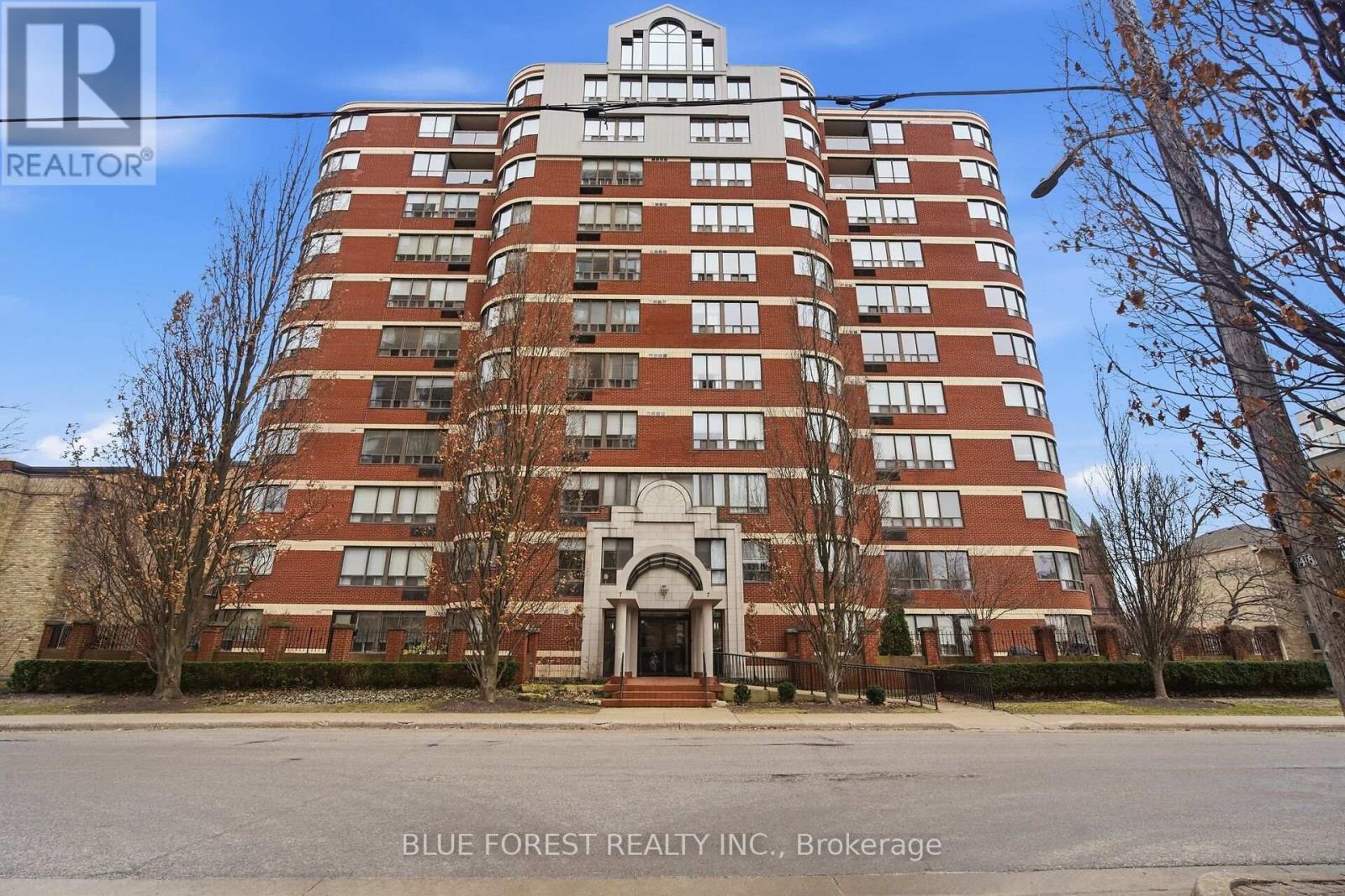 501 - 7 PICTON STREET Property Photo 1