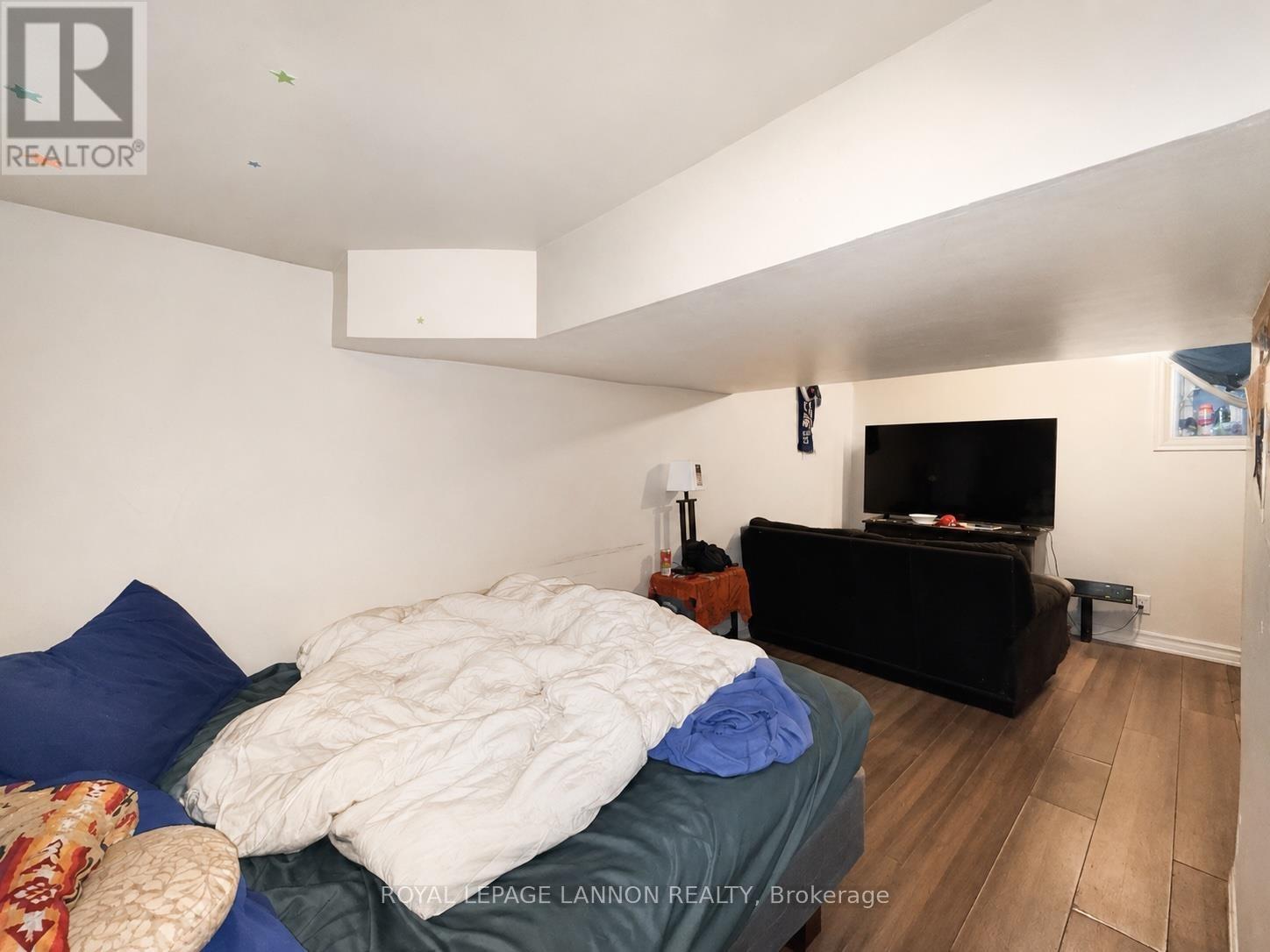 345 Syndicate Avenue N Property Photo 10