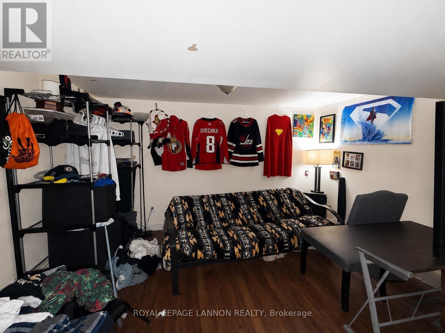 345 Syndicate Avenue N Property Photo 11