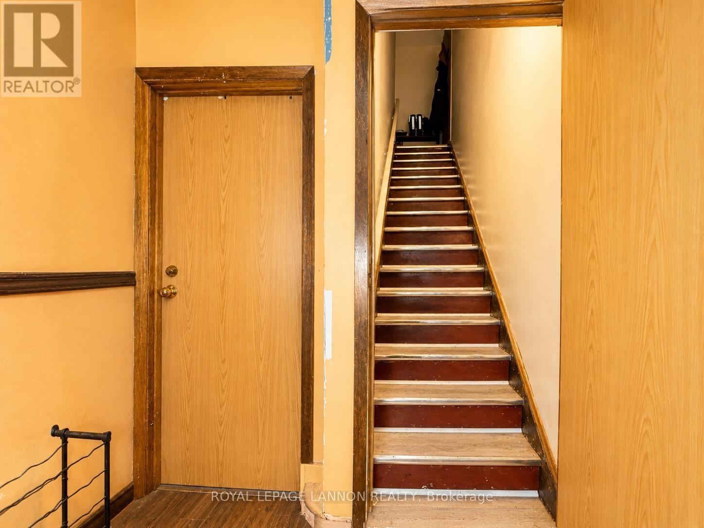 345 Syndicate Avenue N Property Photo 12