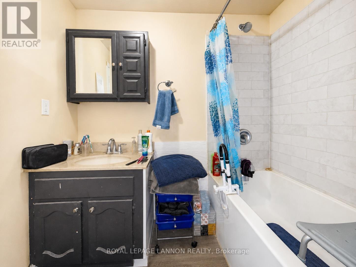 345 Syndicate Avenue N Property Photo 16