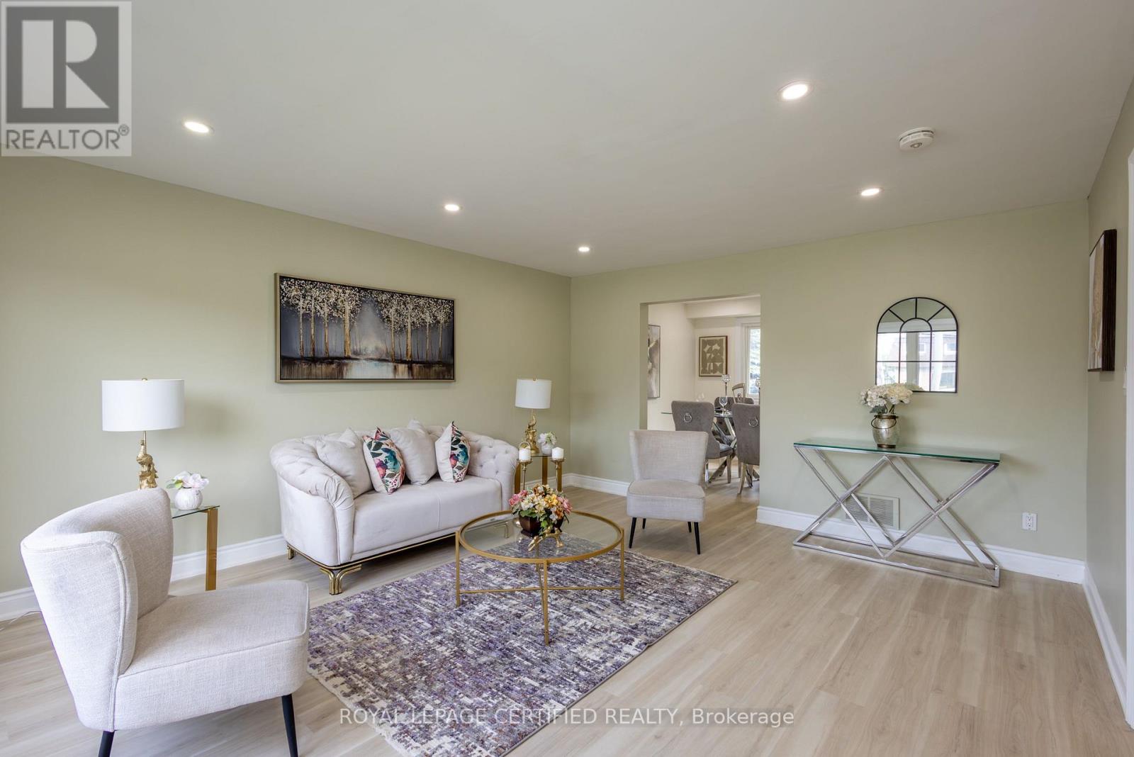 111 Limeridge Road W Property Photo 1