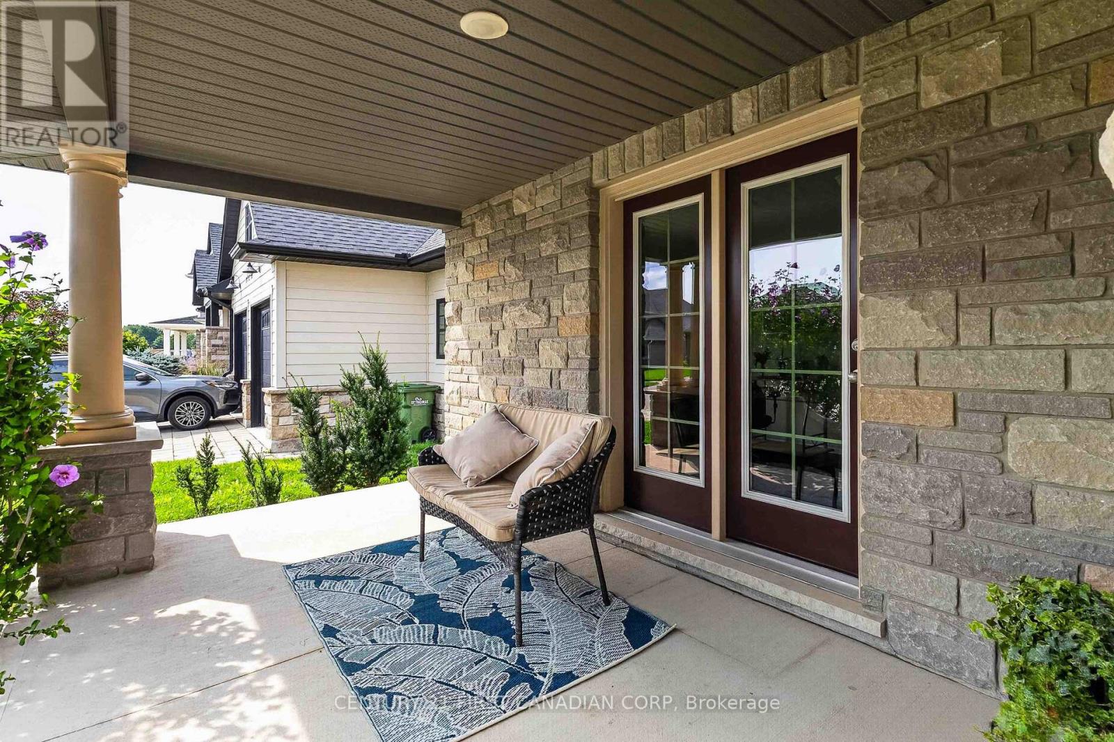 10 Birchall Lane Property Photo 5