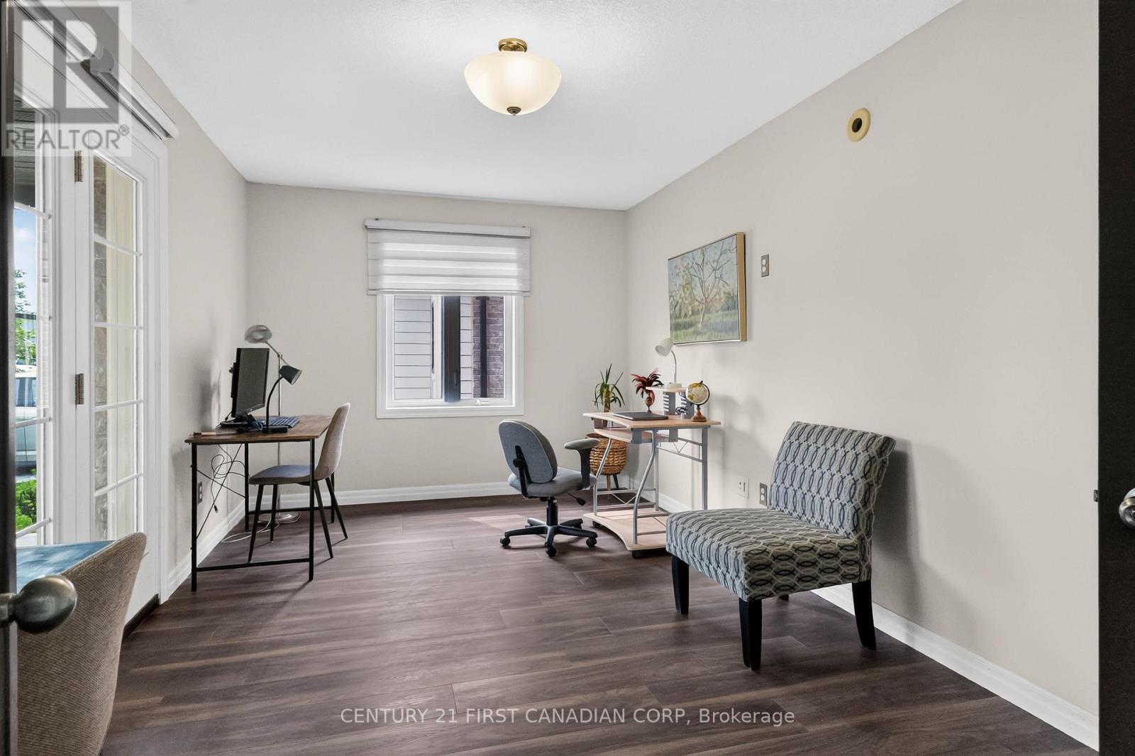 10 Birchall Lane Property Photo 9