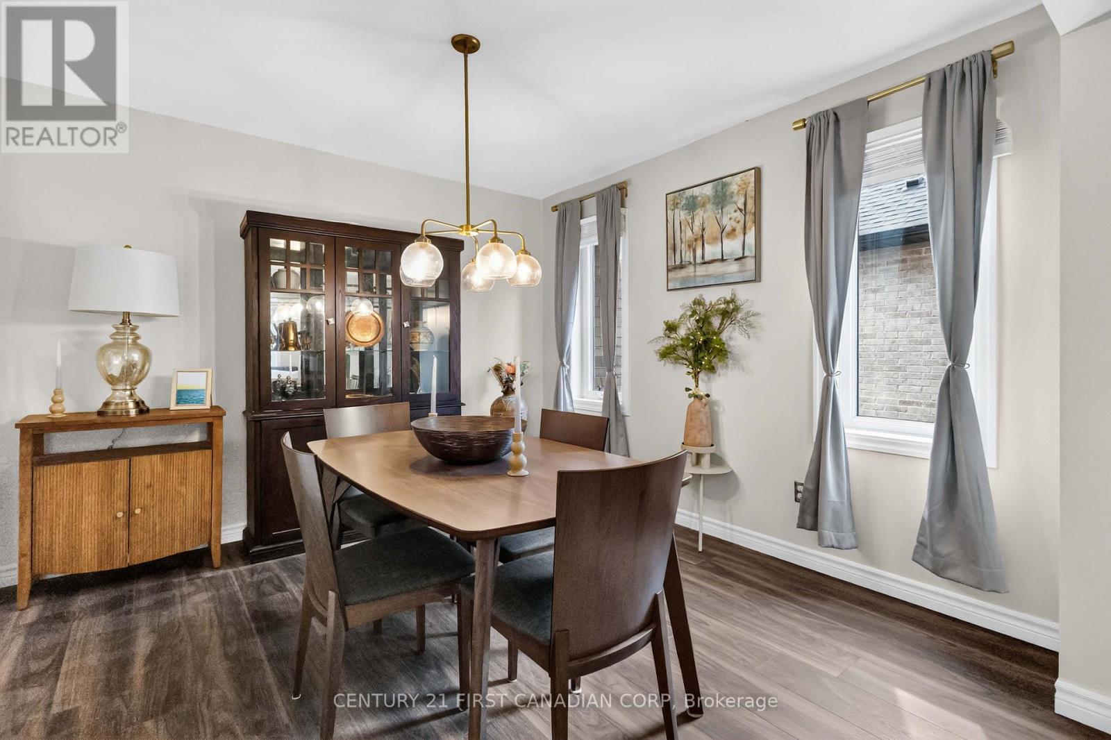 10 Birchall Lane Property Photo 16