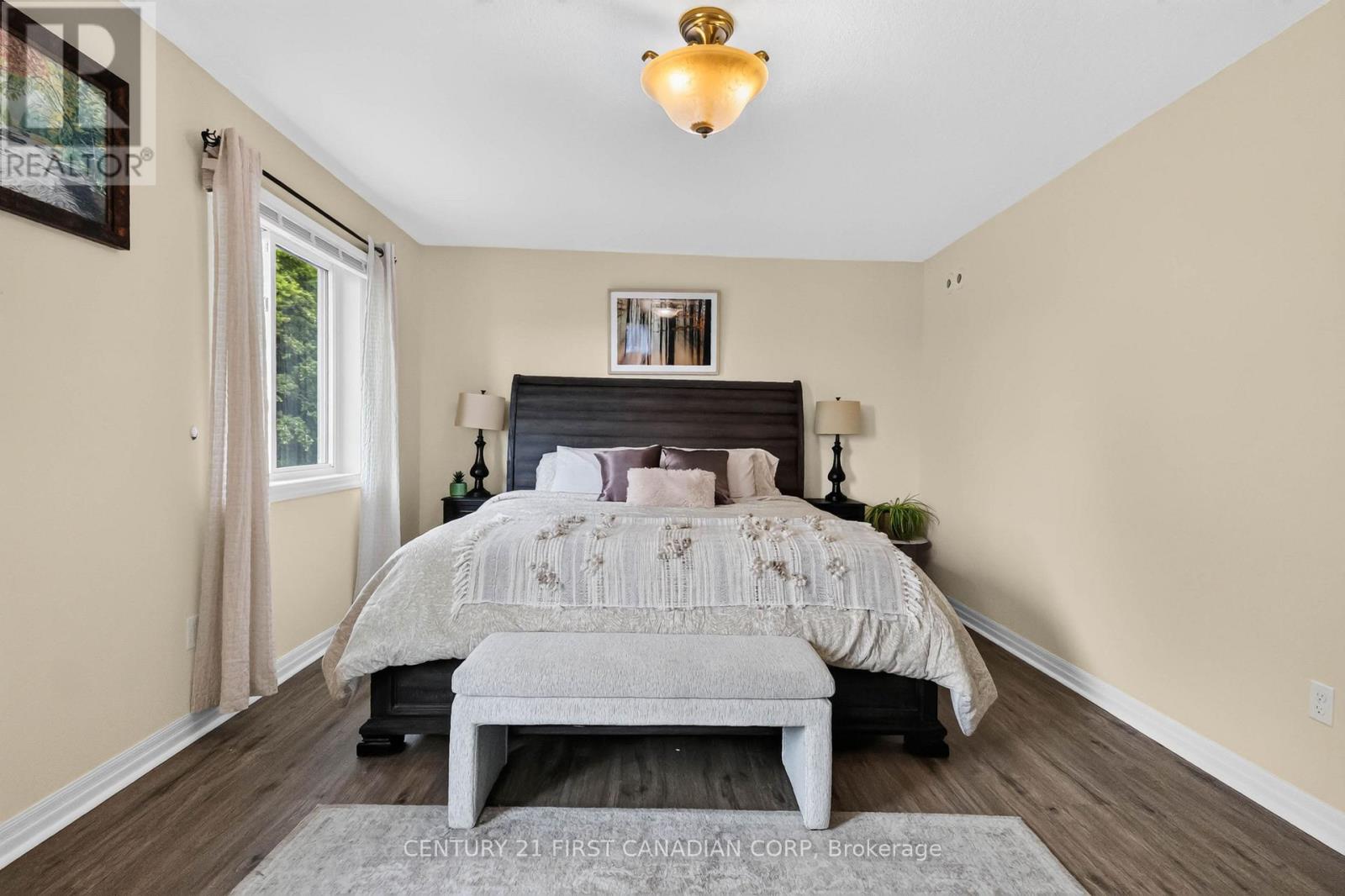 10 Birchall Lane Property Photo 31