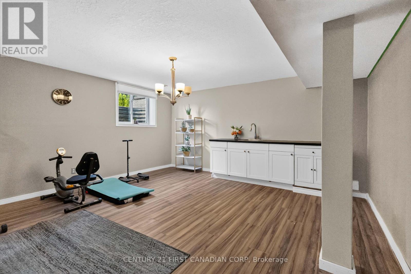 10 Birchall Lane Property Photo 40