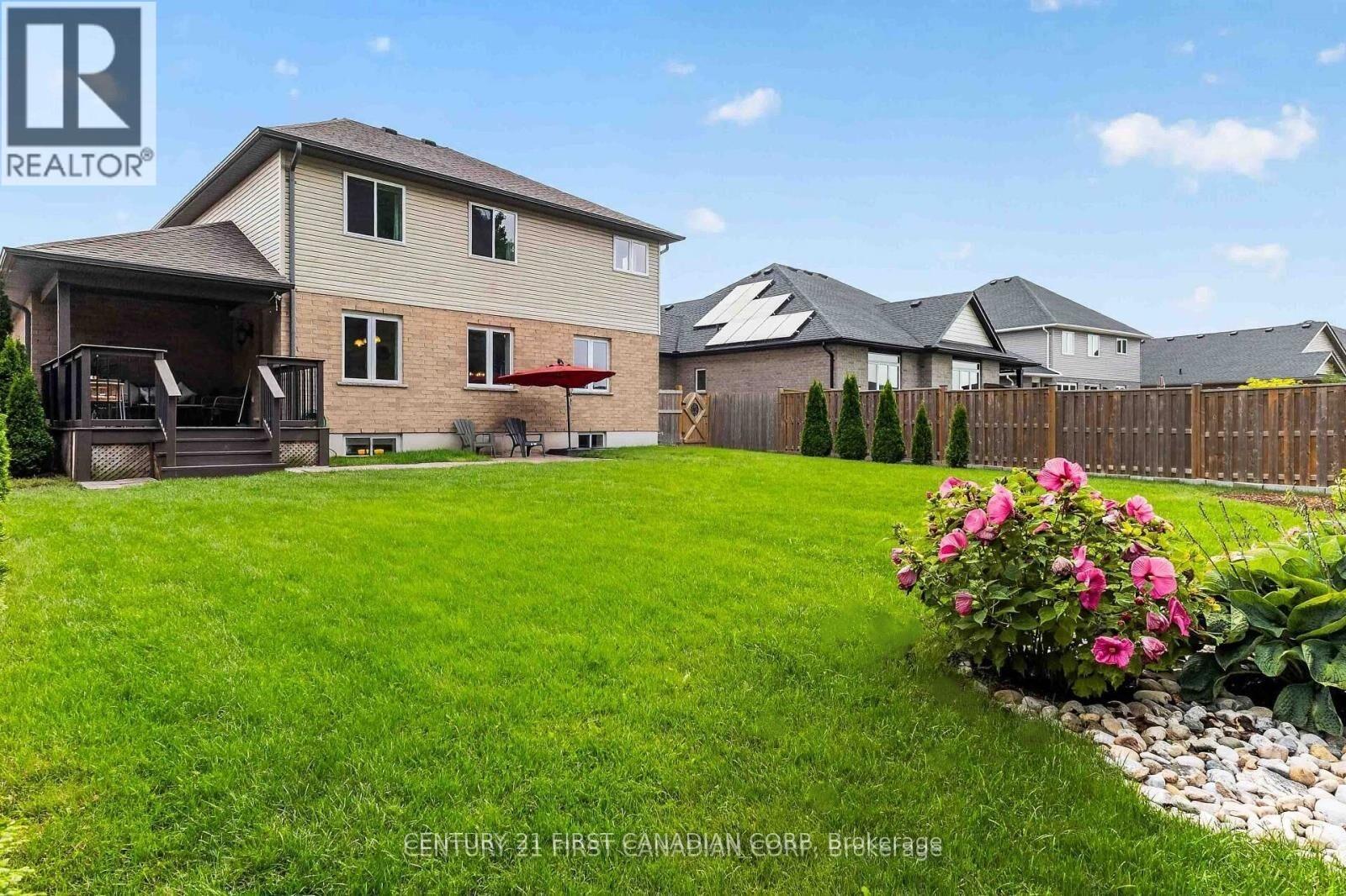 10 Birchall Lane Property Photo 45