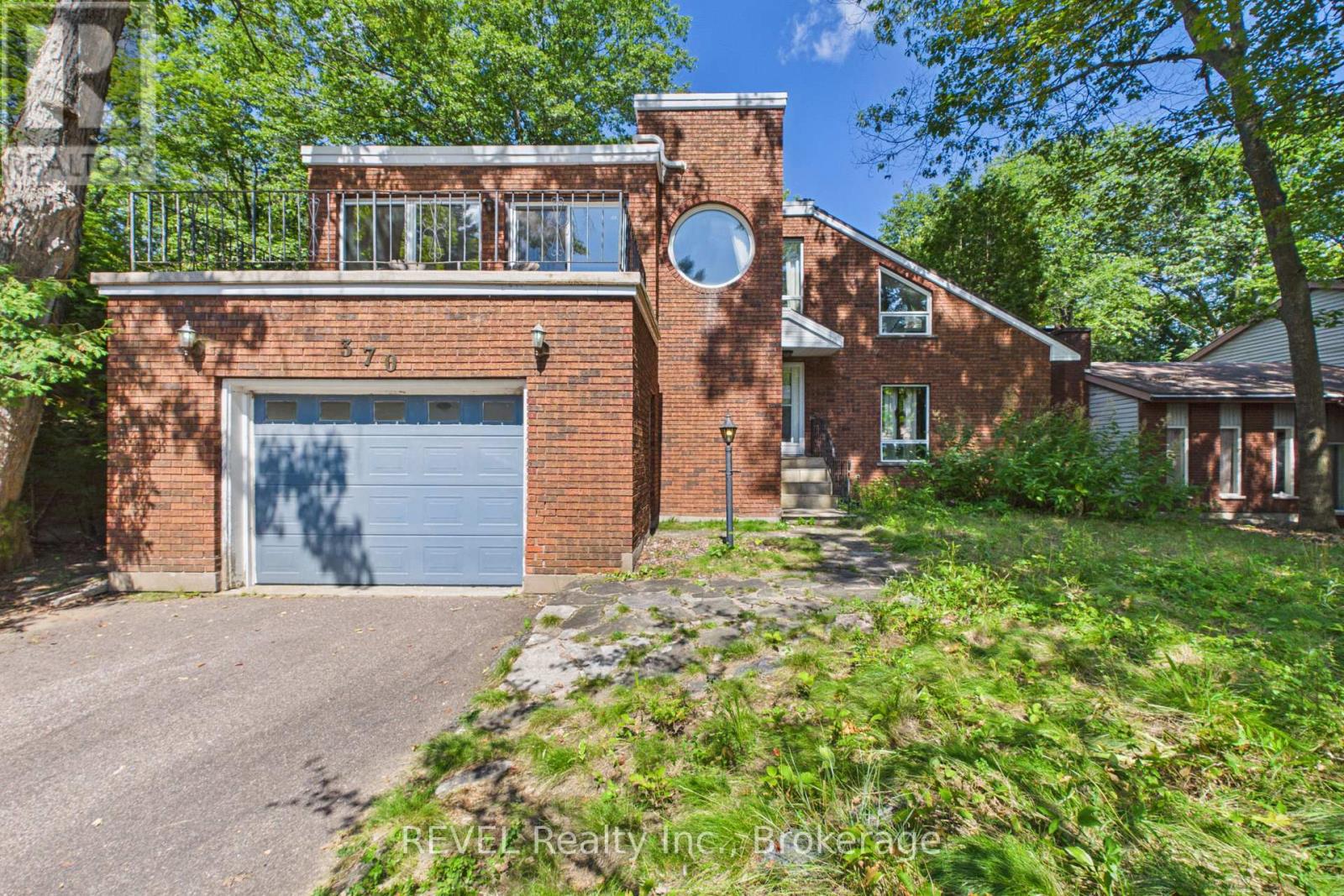 370 Segwun Boulevard Property Photo 1