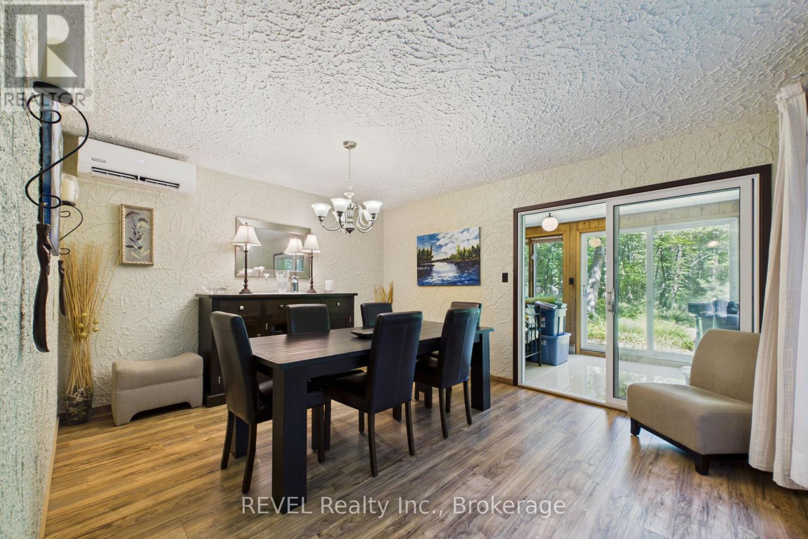 370 Segwun Boulevard Property Photo 16