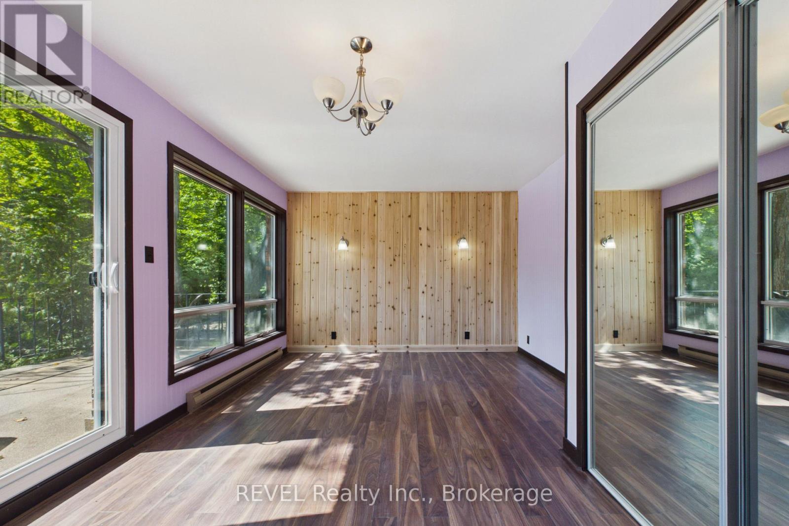 370 Segwun Boulevard Property Photo 26