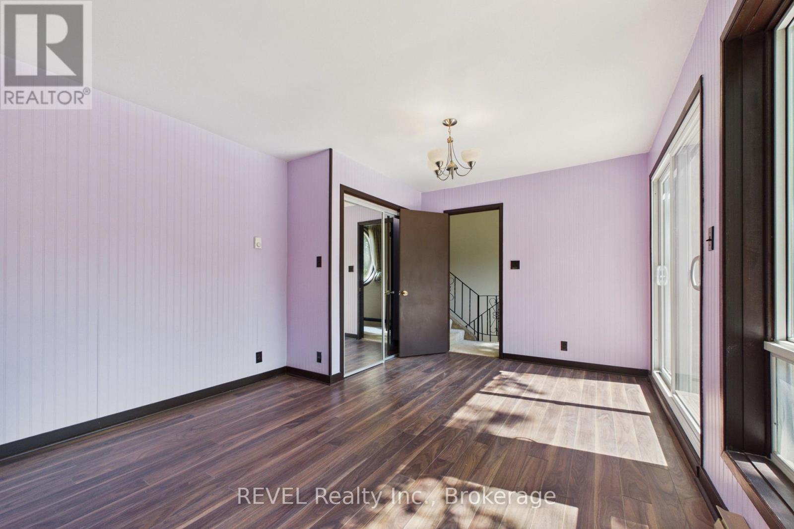 370 Segwun Boulevard Property Photo 28