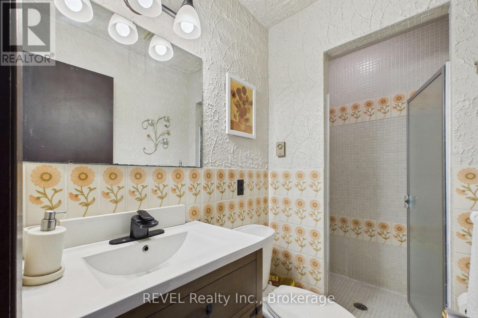 370 Segwun Boulevard Property Photo 29